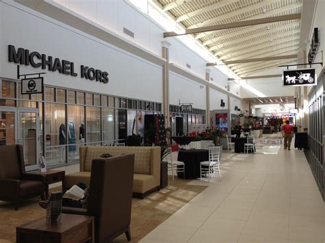 michael kors outlet foxwoods|foxwoods tanger outlet store.